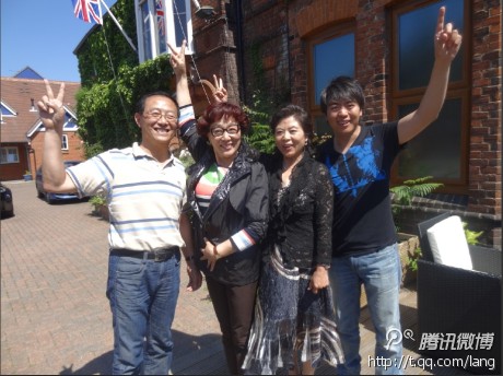 Web users cheer for Liu Xiang ahead of his Olympic debut. Web cheers for Liu Xiang