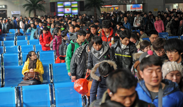 2012 Spring Festival travel rush begins