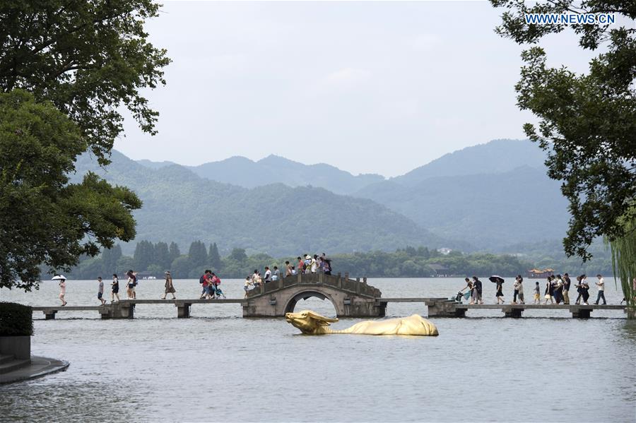Scenery of West Lake in E China's Zhejiang