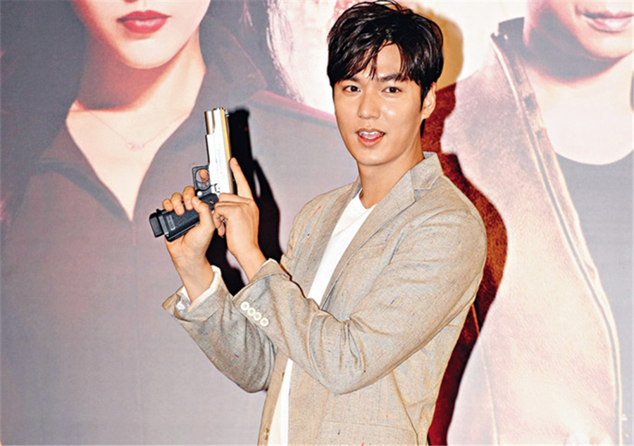 'Bounty Hunters' stars promote movie in HK
