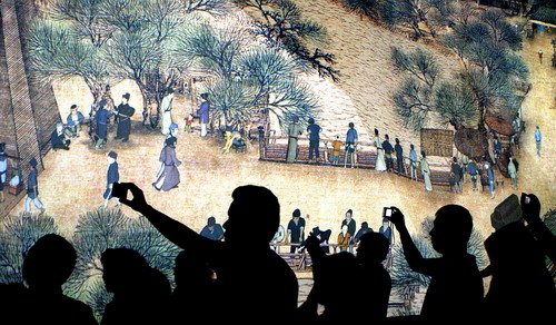 Expo pavilions keep them coming