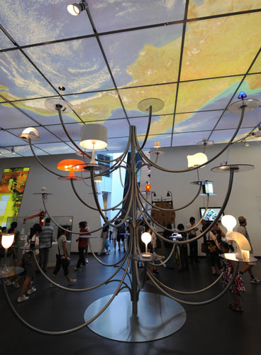 Italian fashion lures visitors at Expo