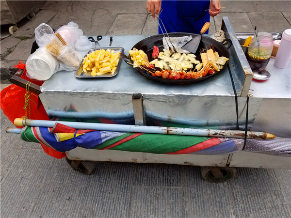 Liping's Qiao Street: Where past meets present