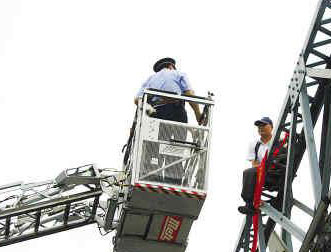 Would-be jumper gets 'helping' hand