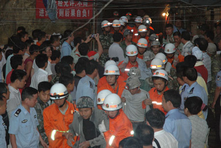 All 7 workers rescued from flooded gold mine