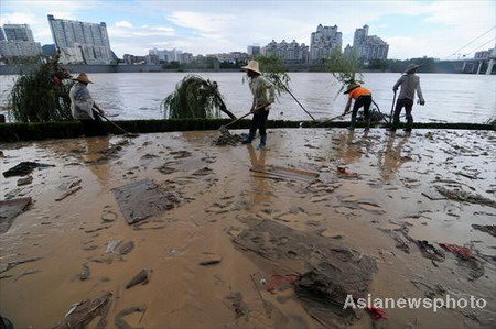 Sanitary efforts in full swing as flood recedes