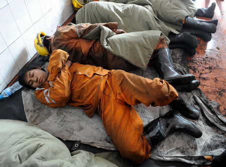 Death toll rises to 19 in central China mine blast