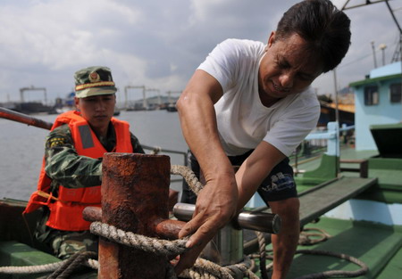 China issues alert for strong typhoon Fanapi