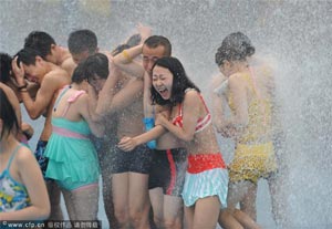 Gargantuan pilot whales arrive: the first two in China