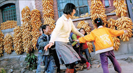 Educated cadres facing harsh lessons