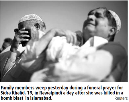 Pakistan battles in Taliban chief's hometown