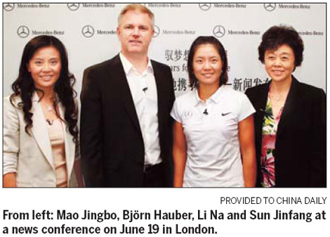 Mercedes-Benz and Li Na partner for 'perfection'