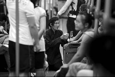 Shanghai beggars' list draws criticism