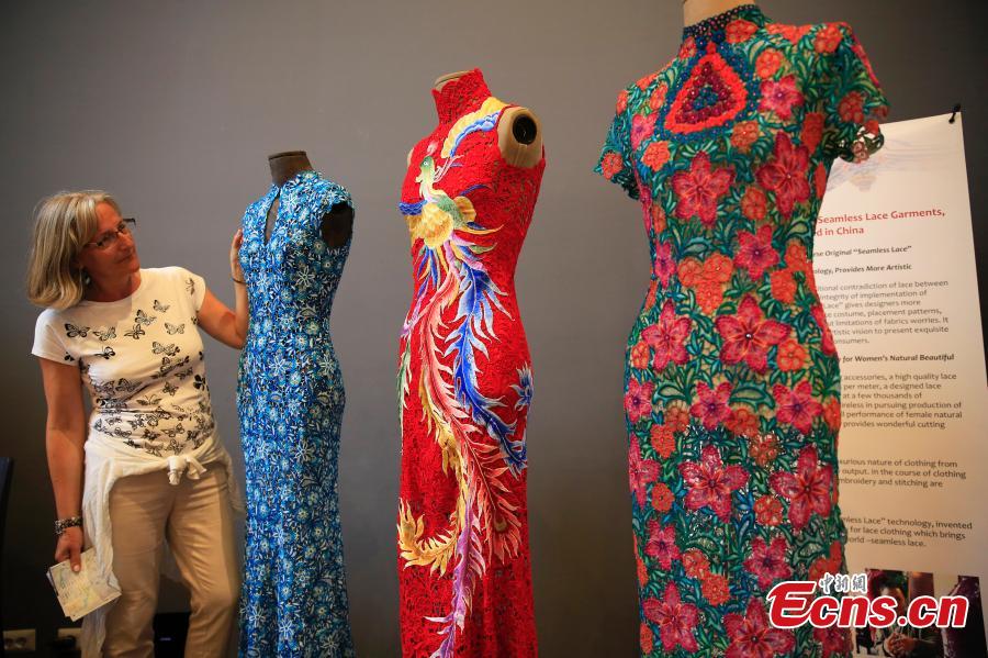 China presents seamless garments at Milan Expo