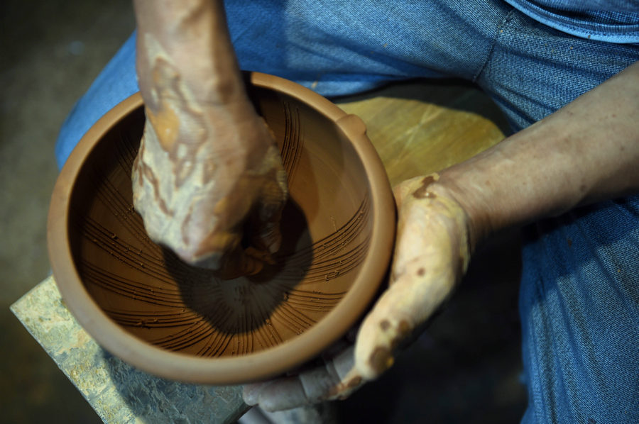 Man spends half a century making clay jars