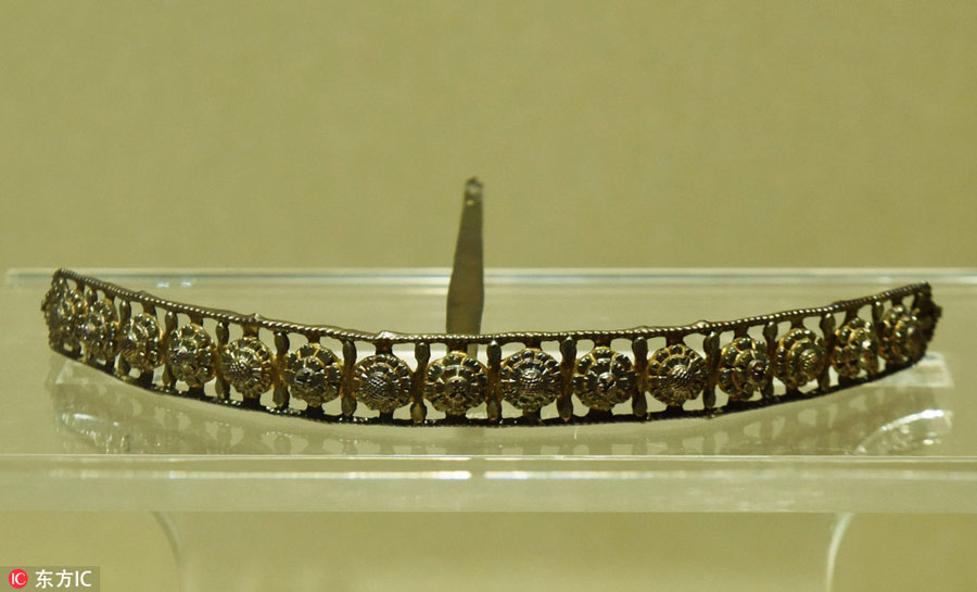 Oldies and 'goldies' on display in Hangzhou