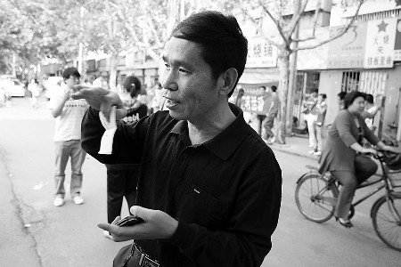 山東兩對(duì)高考“父子兵”同時(shí)進(jìn)考場(chǎng)