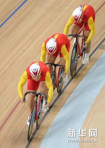 廣州亞運(yùn)場地自行車男子團(tuán)體競速賽 中國摘金