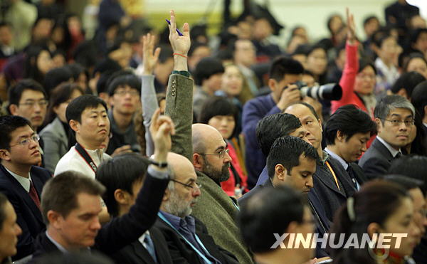 外交部部長楊潔篪答中外記者問