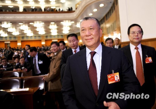 何厚鏵生日當(dāng)天當(dāng)選政協(xié)副主席 接受專訪談感受