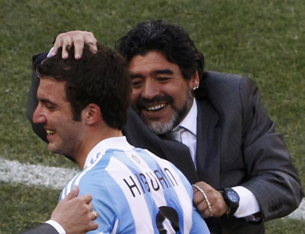 伊瓜因上演帽子戲法 阿根廷4:1橫掃韓國