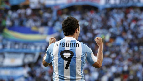 伊瓜因：小煙槍的大戲法