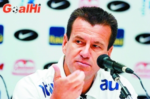 最帥主帥：勒夫時尚型男懂穿衣 卡佩羅品味一流