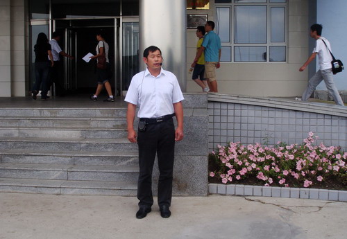 網絡媒體龍江行記者團參觀穆棱市好家木業