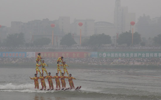 中美澳藝術滑水賽拉開序幕 美澳精彩創意引爆全場