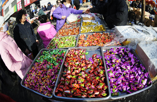 吉林永吉災區年貨市場紅火