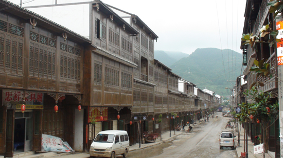 貴州“臥這古城”：村民入股建設(shè)衛(wèi)星城