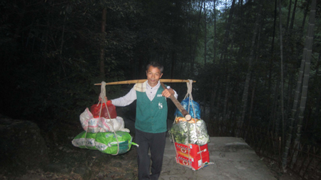 “黃山人的一天”系列報(bào)道：我也是黃山的一線(xiàn)服務(wù)人員