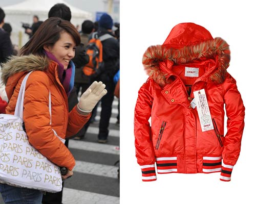 兩會風(fēng)景線 學(xué)美女記者穿好OL知性正裝