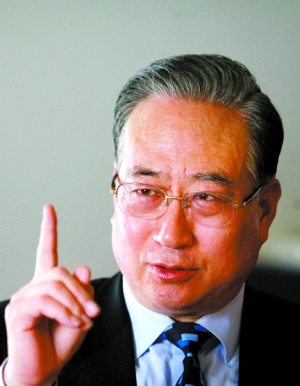 政協(xié)常委張維慶抨擊官場歪風(fēng)獲網(wǎng)友好評