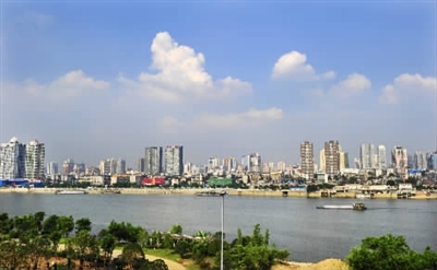 高昂規劃龍頭 打造“東方萊茵河”