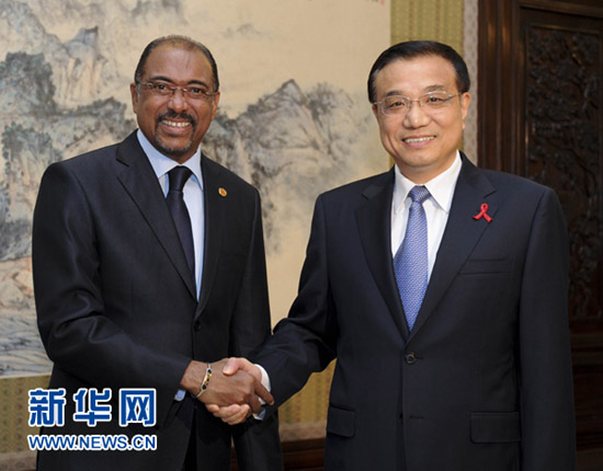 李克強(qiáng)會(huì)見(jiàn)聯(lián)合國(guó)艾滋病規(guī)劃署執(zhí)行主任