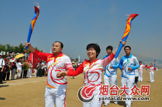 亞沙會(huì)火炬今日在煙臺(tái)傳遞 奧運(yùn)冠軍邢傲偉第一棒