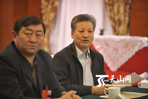 自治區(qū)十一屆人大五次會議