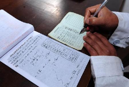 “溜索醫(yī)生”鄧前堆：只盼架起一座橋