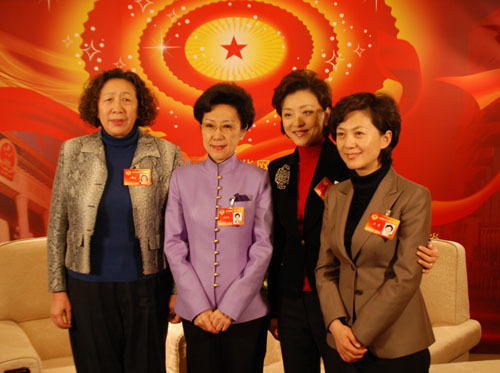 兩會的“半邊天”