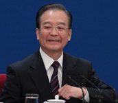 溫家寶總理與中外記者見(jiàn)面