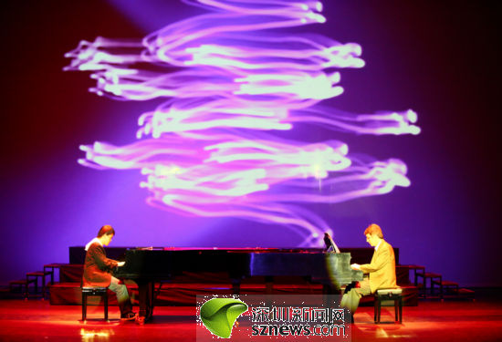 賴聲川丁乃箏深圳推另類舞臺(tái)劇《彈琴說(shuō)愛(ài)》