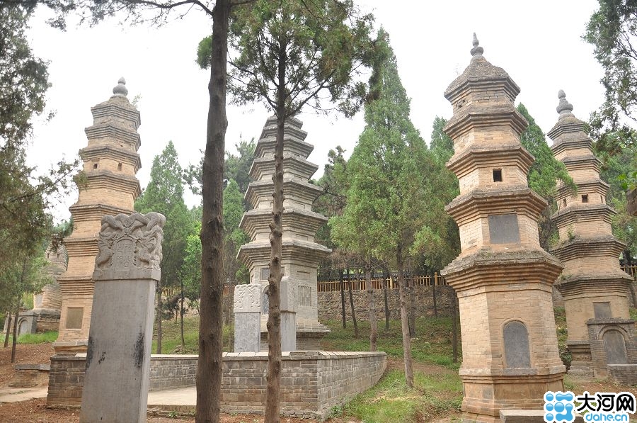 第11屆網上看河南 記者領略千年古剎少林寺魅力