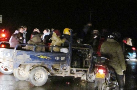 盤點十大網絡謠言 軍車進京、搶鹽風波上榜