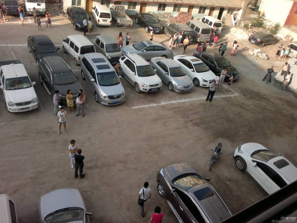 甘肅岷縣漳縣交界發(fā)生6.6級地震[組圖]