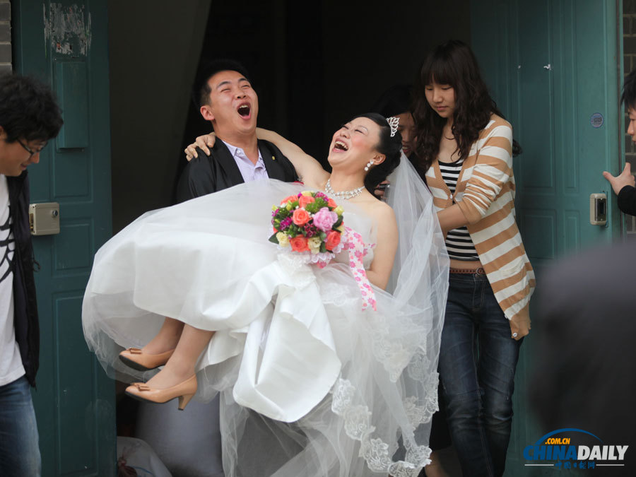 汶川這五年--今昔對比 浴火重生