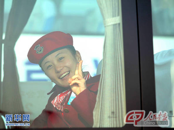 兩會廣角鏡:廣場上的捕捉鏡頭