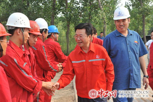 冷潛：動(dòng)車引領(lǐng) 中原逐夢(mèng)