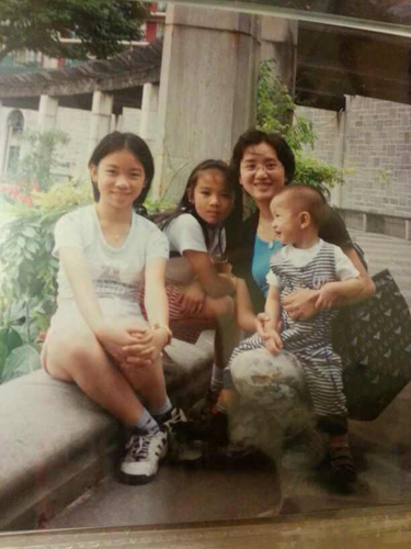 加拿大華人：外國(guó)風(fēng)光固好 也不比近親溫暖