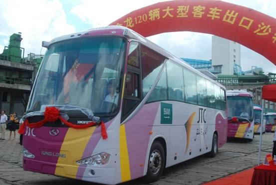 大金龍120輛大型客車出口沙特